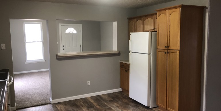 150 5th St Kitchen/Livingroom